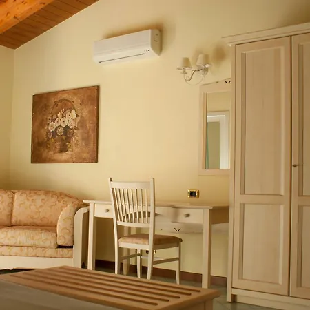 Il Borgo Degli Ulivi 3*