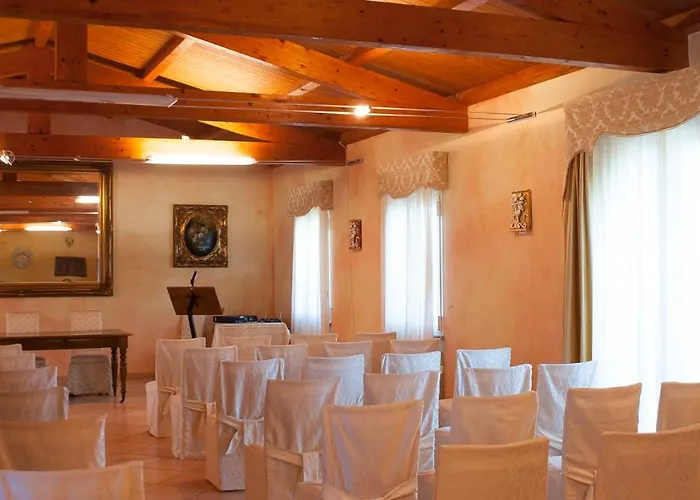 호텔 Il Borgo Degli Ulivi